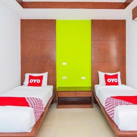 Oyo 561 Kor Wanburi Hotel Prachuap Khiri Khan Exterior photo